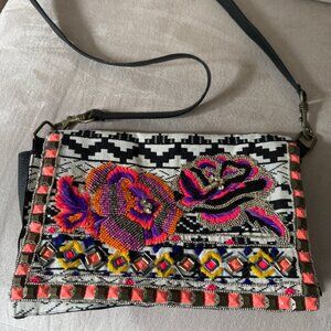 Noonday Purse